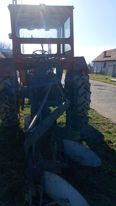 Vand tractor U650  in stare buna