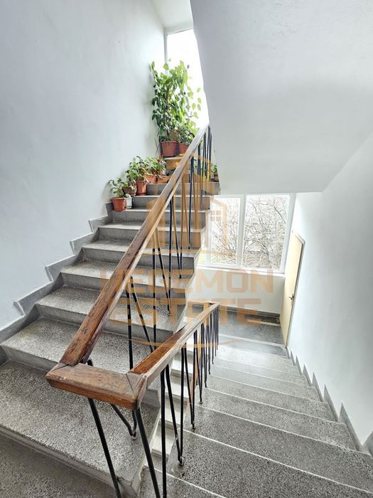 Продава се Двустаен апартамент в Варна, Окръжна болница - 56 кв.м за 1530 €/кв.м - Снимка #10