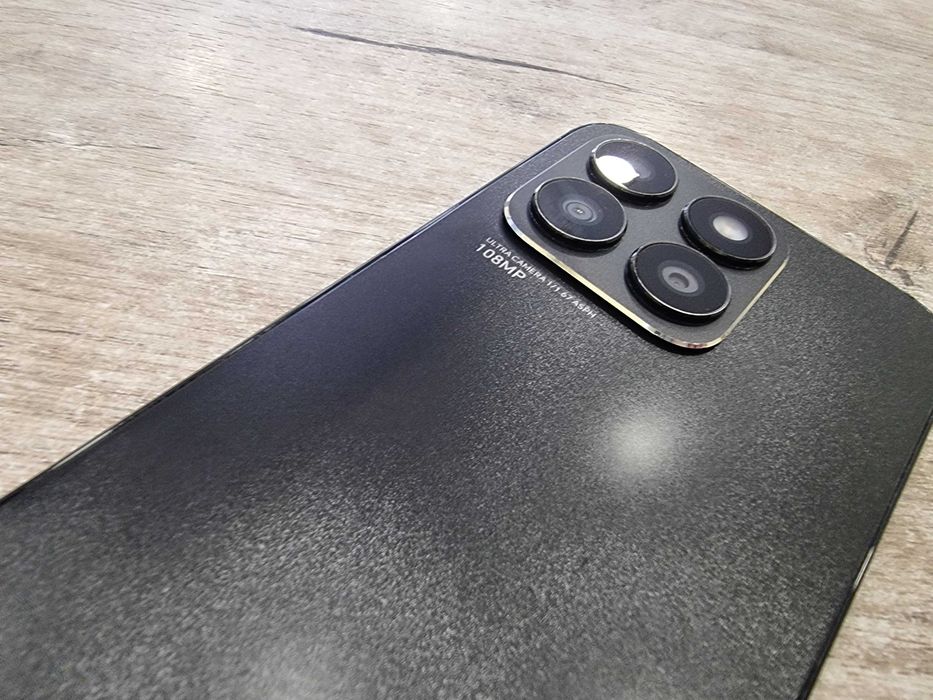 Honor x8b 256GB 8GB RAM