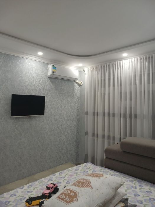 Узбекистанская 115м2; 3-ком кв;2-эт продаётся квартира