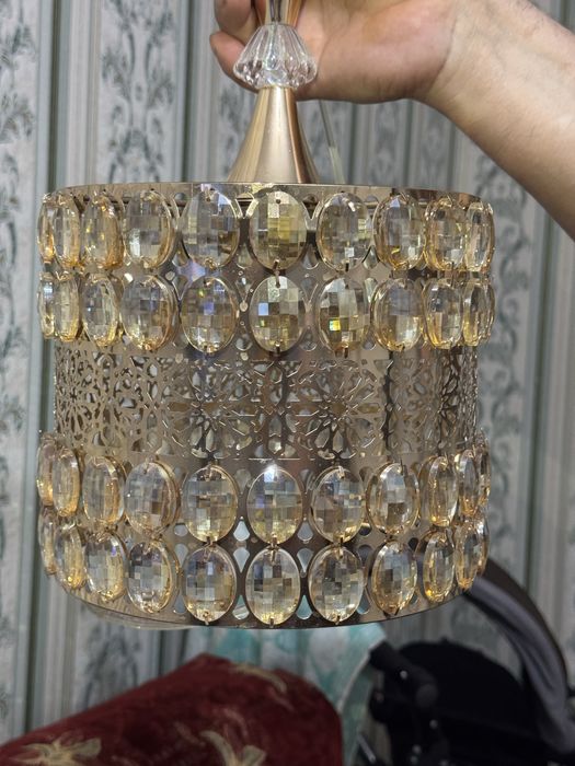 Новая Люстра с камнями