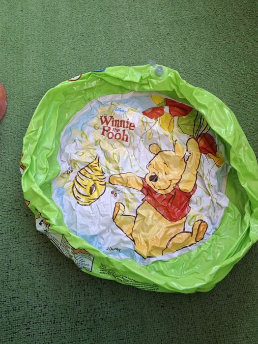 Надуваеми пояс,басейн и лодка