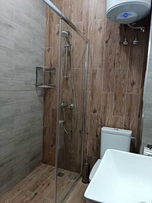 Дава се под наем Двустаен апартамент в Варна, Център - 55 кв.м за 408 € - Снимка #10