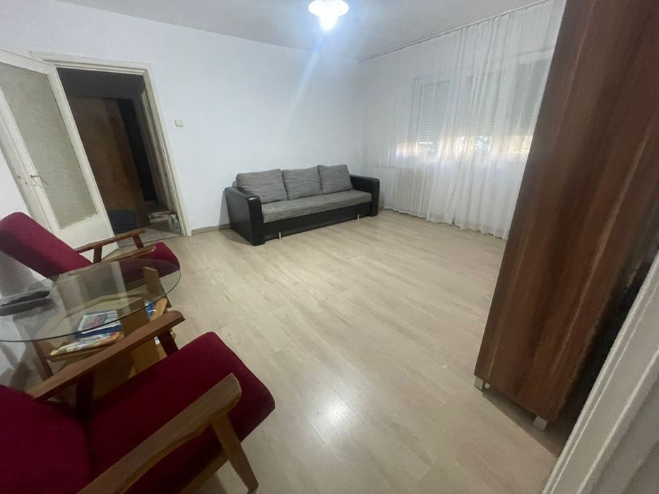 Închiriez Apartament 2 camere  ,zona nufărul  lângă Onisifor Ghibu.