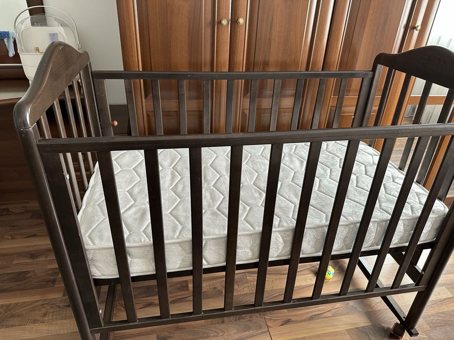 Продам детскую кроватку, манеж