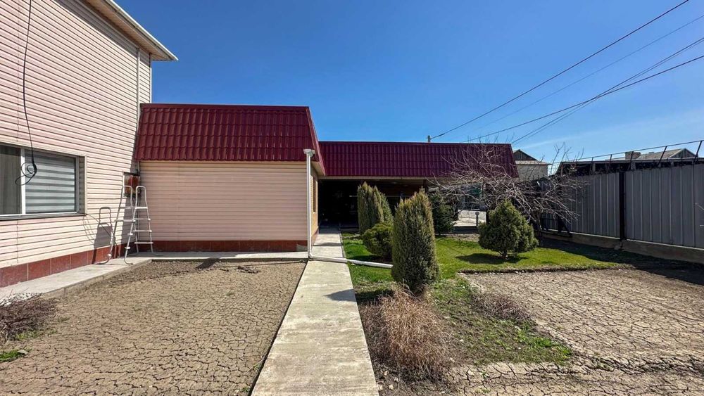 Отдельный дом  мкр Восточный