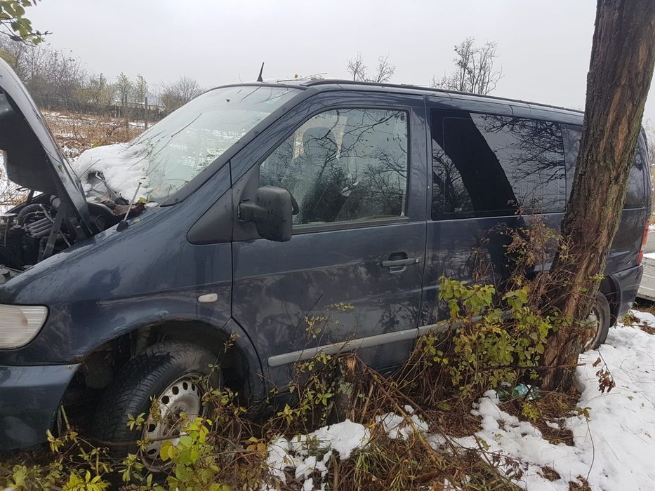 Dezmembrez Mercedes Vito