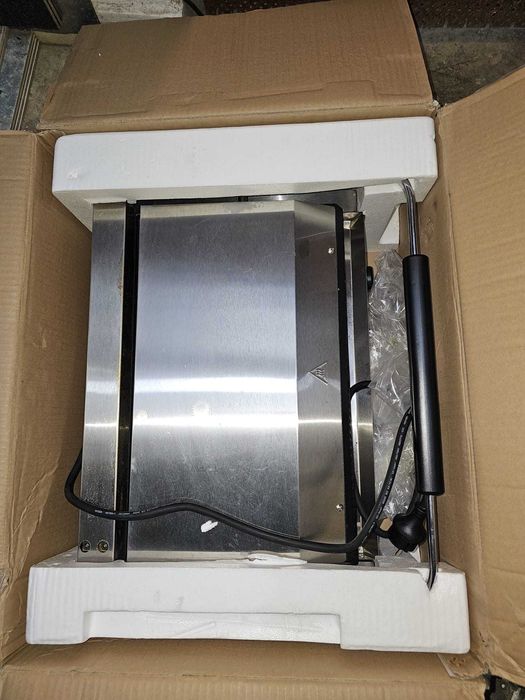 Hendi Contact Grill Panini XL – profesional, ca nou, 2 luni folosit