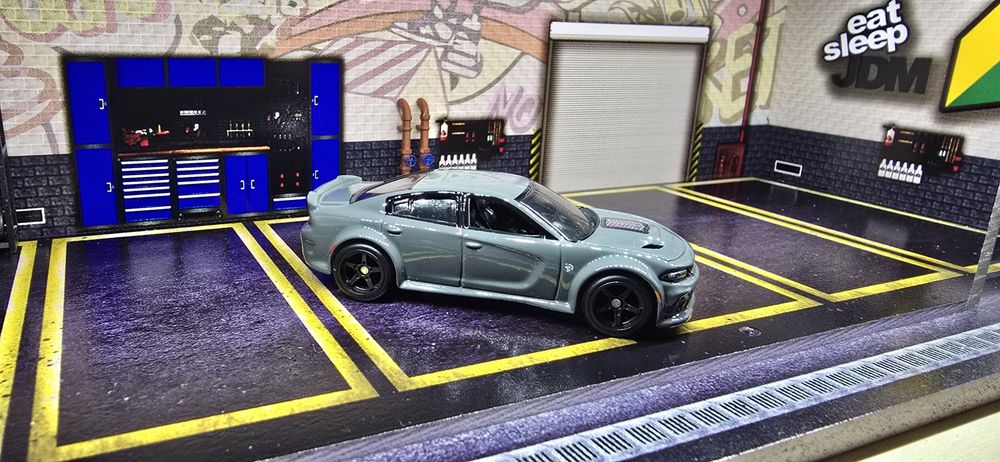 Macheta hot wheels 1.64 bmw, dodge, ford