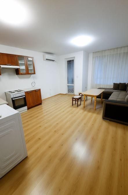 Дава се под наем Тристаен апартамент в Варна, Аспарухово - 76 кв.м за 400 € - Снимка #2