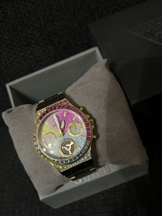 Часовник Guess- оригинален