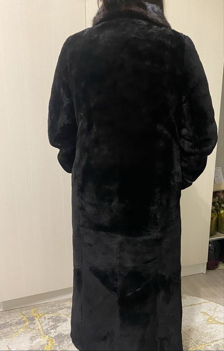 Продается шуба мутон