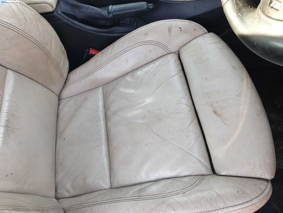 Scaun Piele Crem Dreapta Fata cu Incalzire cu Imperfectiuni BMW Seria 3 E92 2006 - 2013 [K9347] [K9348]