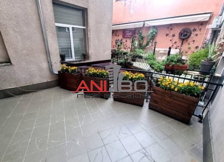 Офис в София-Център площ 130 цена 1380