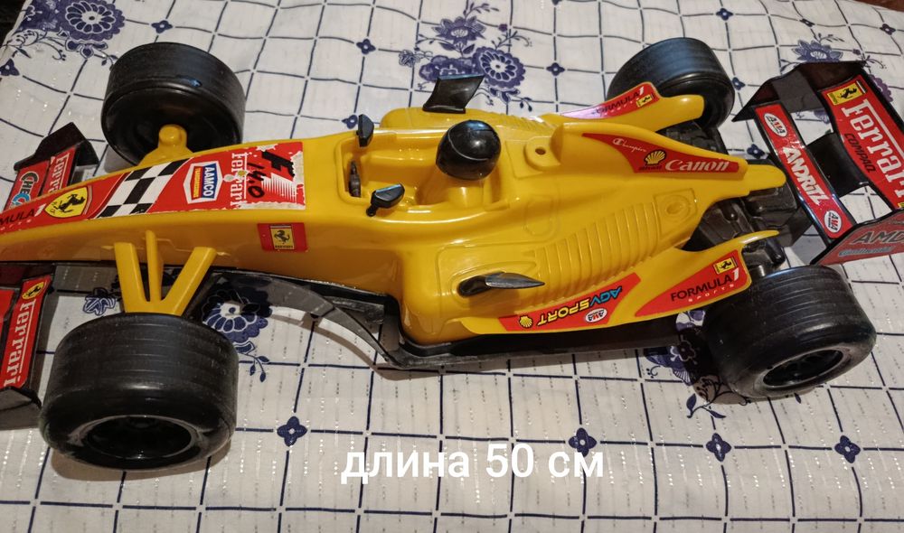 Продаю игрушечные машинки и мотоциклы б/у