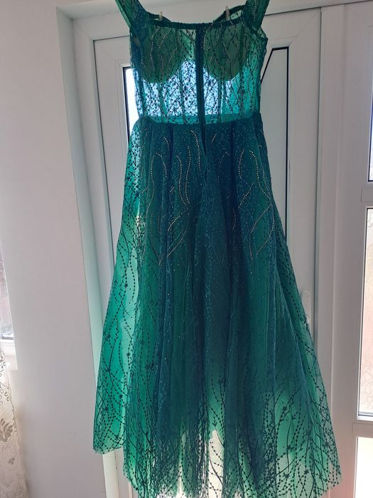 Rochie de seara   Purtată o singură dată