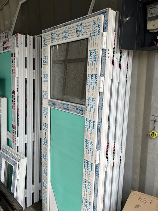 Пластиковые двери ПВХ