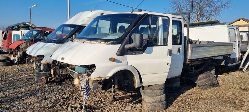 Dezmembram autoutilitara Ford Transit