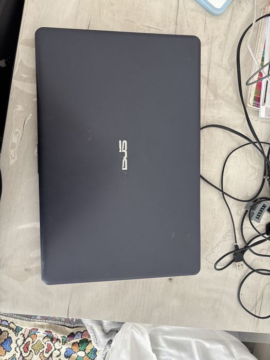 Ноутбук ASUS X542U SonicMaster