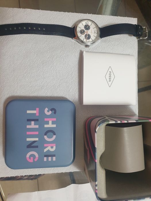 Ceas dama Fossil nou,în cutie,baterie noua,manual utilizare,bon achizi