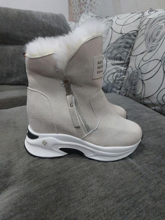 Дамски зимни боти