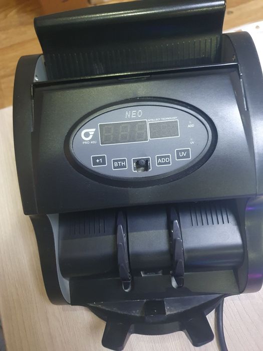 Счетная машинка для денег