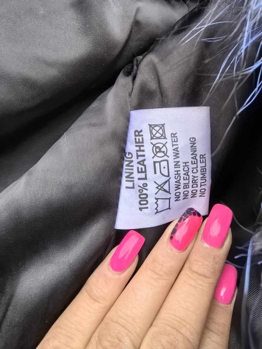 Естествен косъм лисица и телешка кожа уникален дамски елек М размер