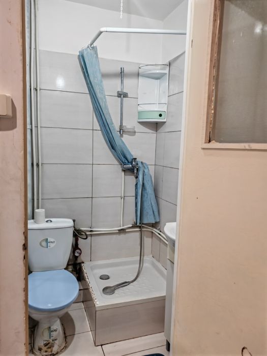 Garsoniera  de închiriat