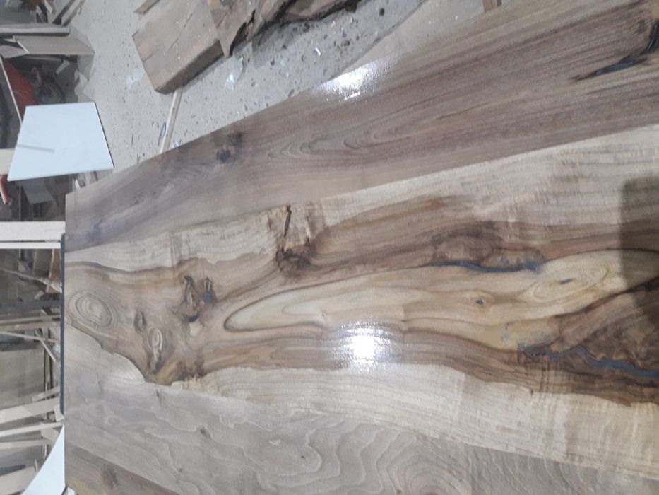 Масивни плотове от орех