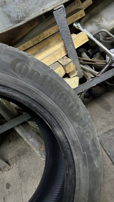 Продам резину на 17 continental