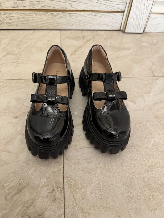 Туфли на девочку