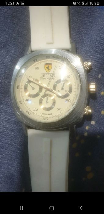 Vand ceas marca Ferrari , quartz , curea silicon