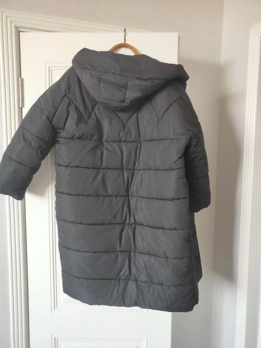 Продам зимние куртки