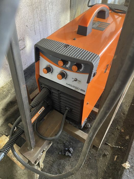 Сварочный аппарат Jasik MIG250