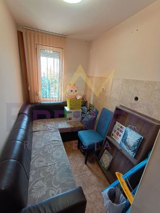 Продава се Тристаен апартамент в Бургас, Славейков - 66 кв.м за 2023 €/кв.м - Снимка #6
