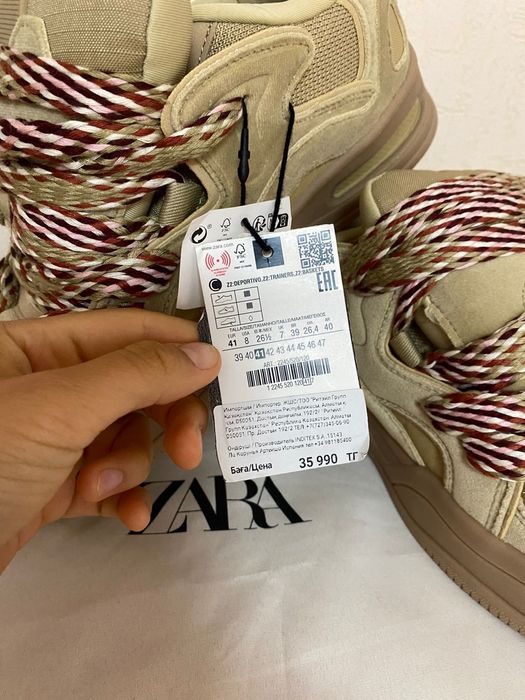 Продается кроссовки от бренда Zara