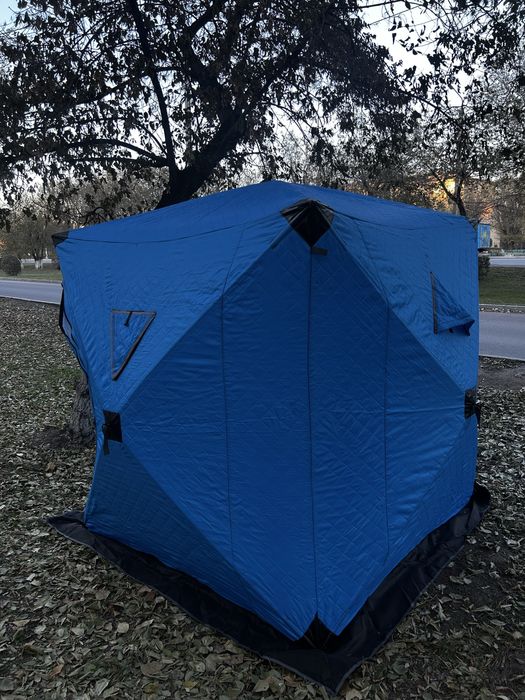 Палатка трехслойная с полами