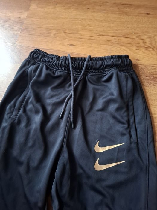 Nike мъжко долнище XS- S размер.