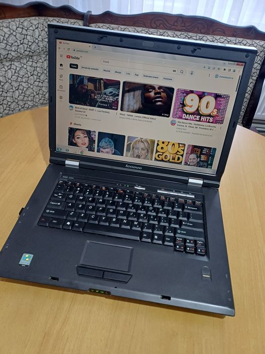 Laptop  Lenovo hard 500