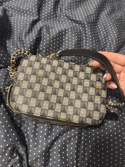 Дамска чанта Guess