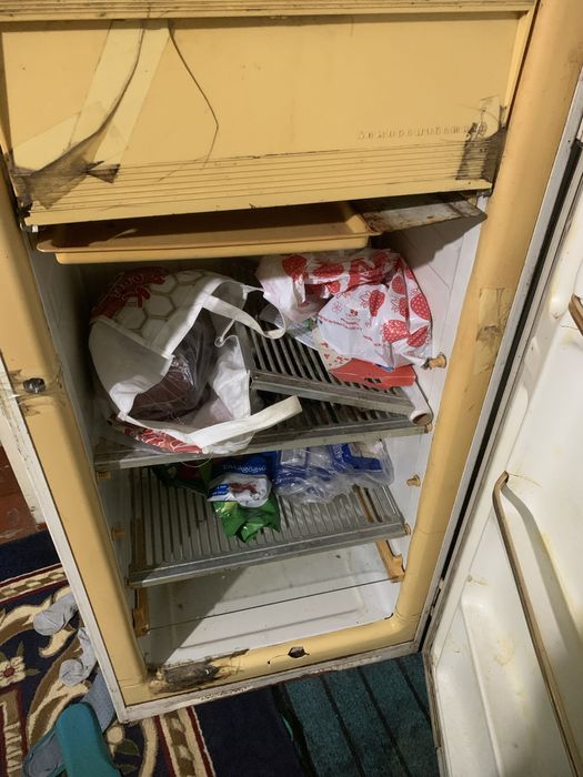 Зил холодильник..