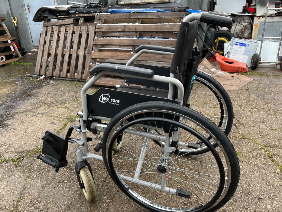 Ръчна инвалидна количка We care