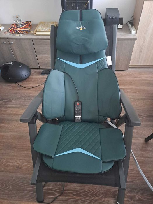Fotoliu[pelerină] pentru masaj și aparat pentru reflexoterapie