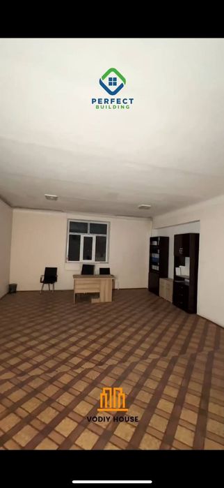 Бино ерлари Билан сотилмокда