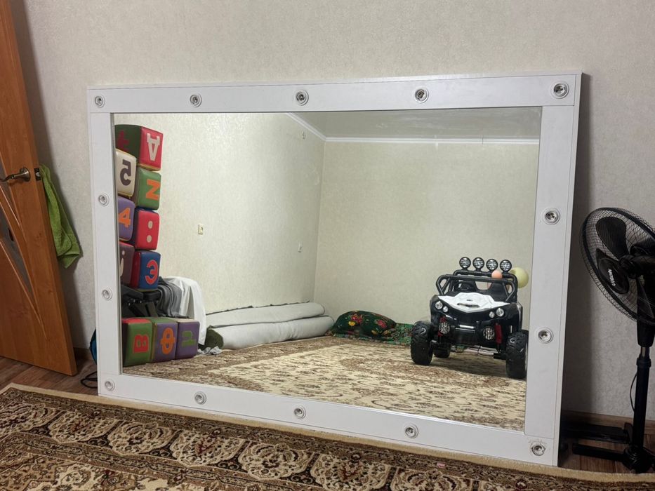 Продам зеркало большой без ламп