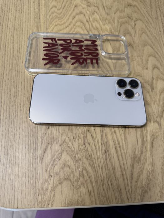 Vand iphone 13 pro max Gold 128 GB