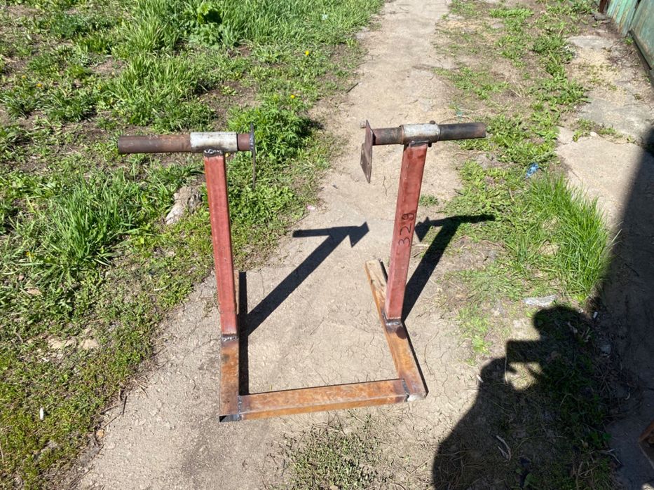 Стенд кантователь для ремонта двигателя