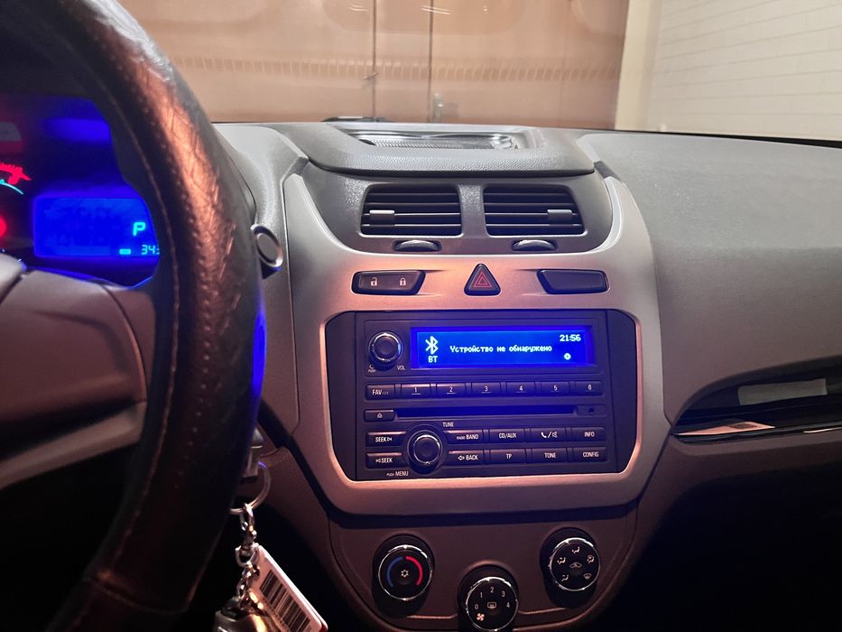 Chevrolet Cobalt white ( 4 позиция )