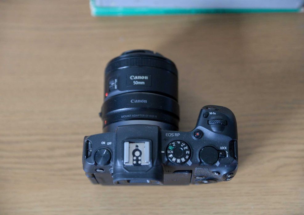 Canon EOS RP Full Frame + Obiectiv 50mm f1.8 STM + Adaptor EF-EOS R