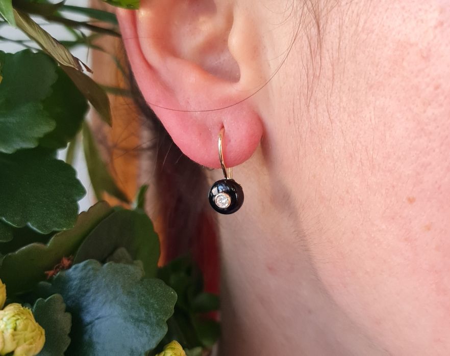 Cercei aur galben 18k cu diamante și onix negru natural